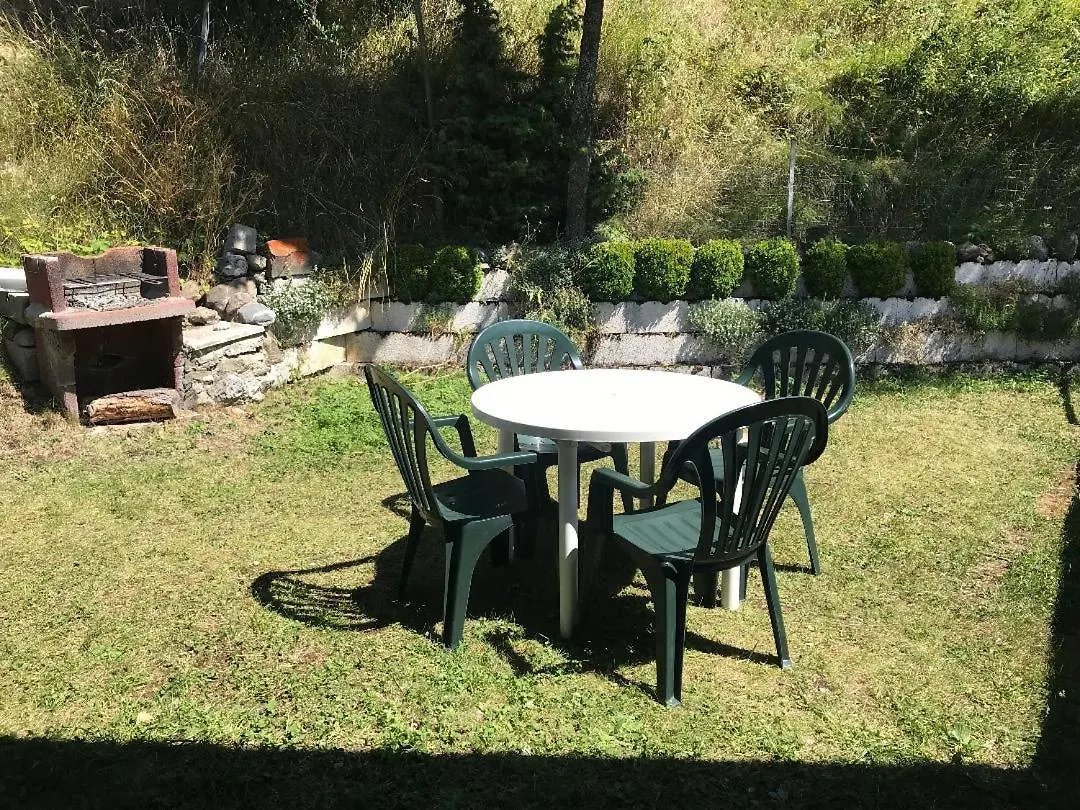 Studio Et Jardin Enchastrayes